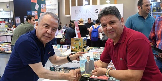 Antalya Büyükşehir Belediye Başkanı'nın kardeş acısı