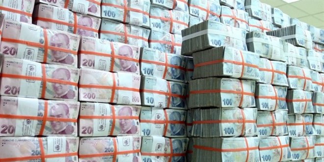 Hazine 107,4 milyar liralık iç borçlanmaya gidecek