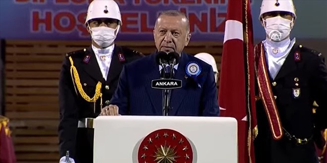 Erdoğan: Tarihi zaferlerimiz arasında ayrım yapmıyoruz