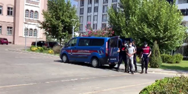 Dolandırıcılara 92 bin euro kaptırdı