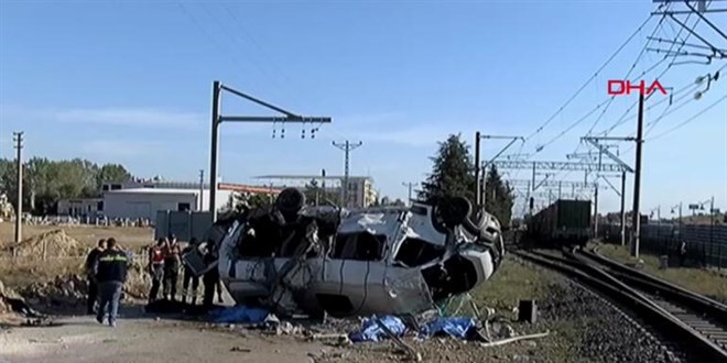 Tekirdağ'daki tren kazasında 6 kişi öldü...TCDD'den açıklama geldi