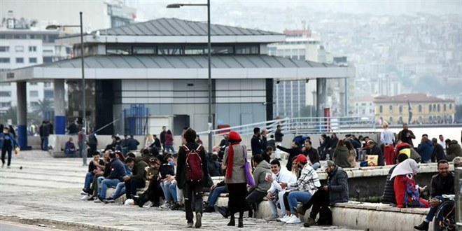 İzmir yüzde 148 göç aldı! İstanbul ve Ankara'dan büyük kaçış!