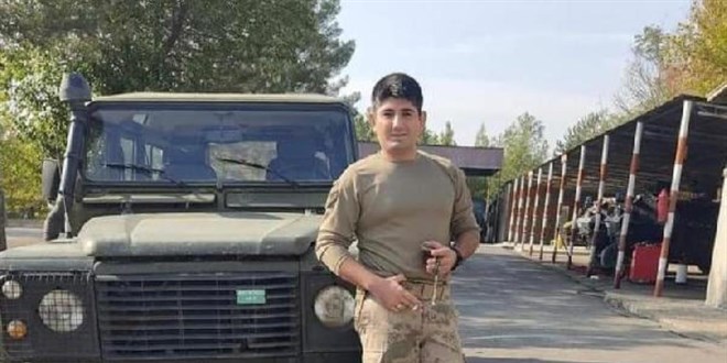 Astsubay, trafik kazas�nda ya�am�n� yitirdi