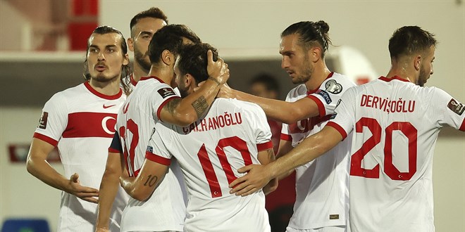 Türkiye, Cebelitarık'ı 3 golle geçti