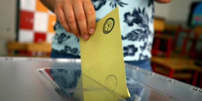 Seçim sisteminde sona gelindi: Dar bölge taslaktan çıkarıldı