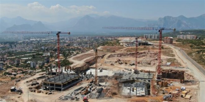 Antalya ehir Hastanesi 50 bin hastaya hizmet verecek