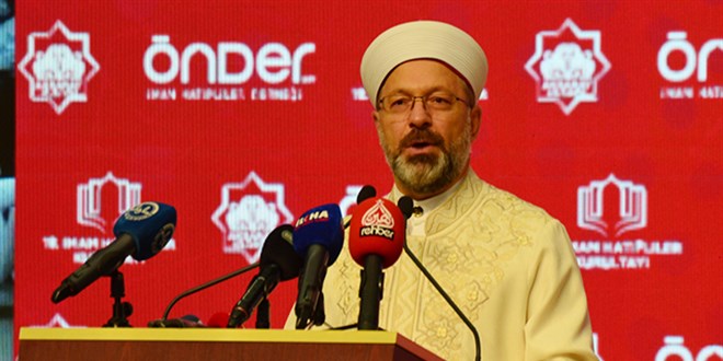 Diyanet leri Bakan: nan, ikinci plana atlmaya allyor