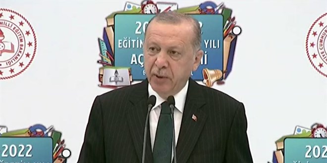 Erdoğan: Yüz yüze eğitimi devam ettirmekte kararlıyız