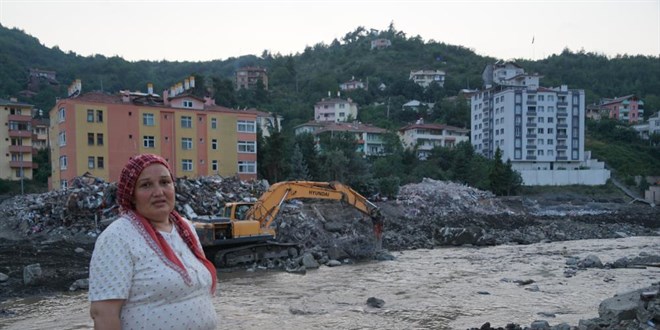 'Kardeşim rüyama giriyor, halen ümidim var, çıkıp gelecek inanıyorum'