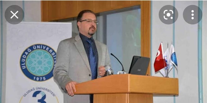 Prof. Dr. Hüseyin Cenk Özmutlu hayatını kaybetti