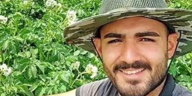 Tarlada çalışırken atama haberi geldi