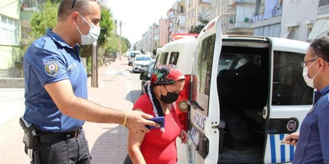 Tartıştığı öğretmen komşusunu kalçasından bıçakladı