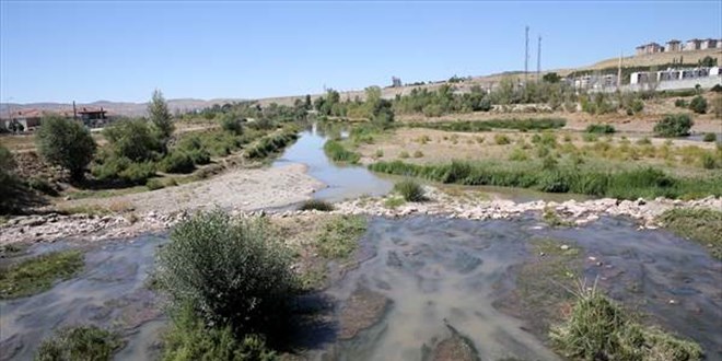 Kuraklk Trkiye'nin en uzun nehrini de etkiledi
