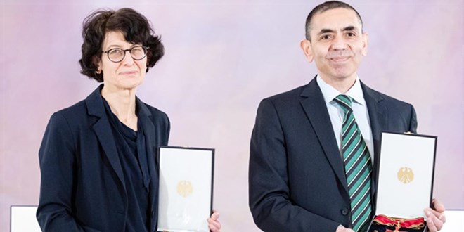 Pfizer'den itiraf! Uğur Şahin'in ilk aşı teklifini reddetmişler