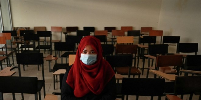 Afganistan'da üniversitelerdeki karma eğitim sona eriyor