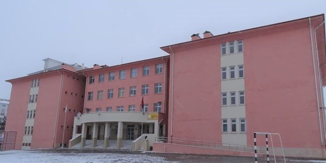 Lisenin bir sınıfı koronavirüs sebebiyle karantinaya alındı