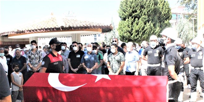 Yaşamını yitiren polis memuru ve kardeşi toprağa verildi