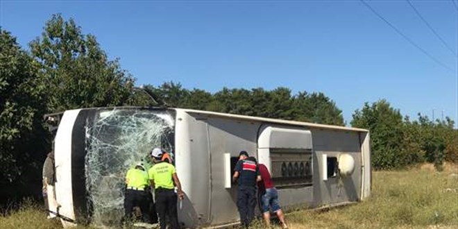 Muğla'da otobüs ile öğrenci servisi çarpıştı: 1 ölü, 35 yaralı