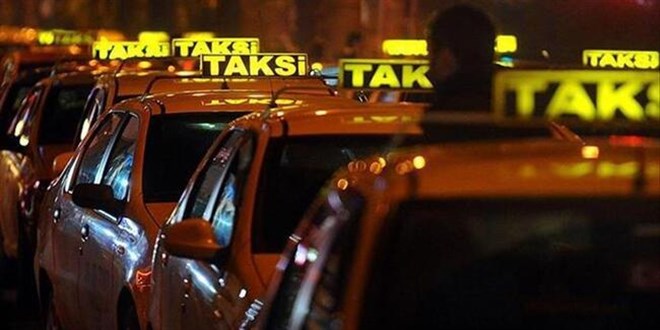 Taksilerde tarife değişikliğinde uzun kuyruklara çözüm