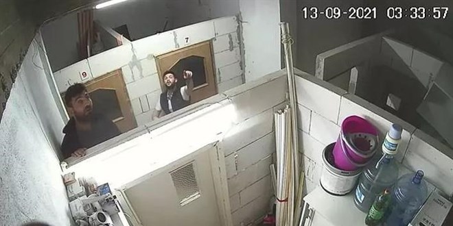 Hırsız, 'Bu sefer kamera kurmuşlar' diyerek kamerayı da çaldı