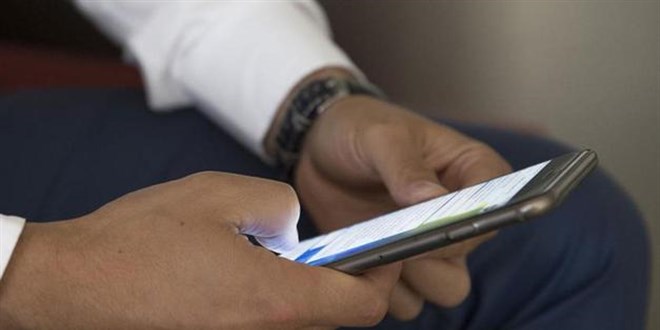 Cep telefonuyla tuvalete girenlere kötü haber!