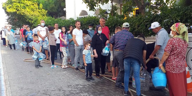 Tekirdağ'da su rezaleti vatandaşı çileden çıkardı