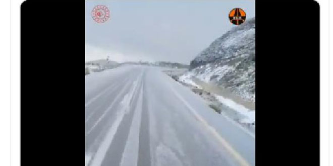 Erzurum'a ilk kar düştü
