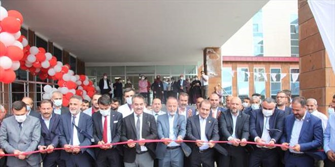 Bitlis'te 100 yatakl devlet hastanesi hizmete ald