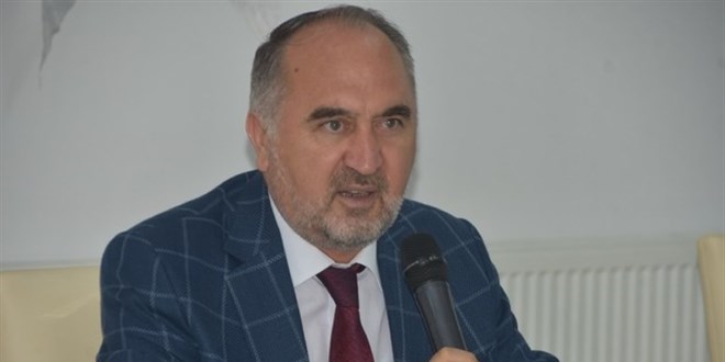 Öğrenciler üniversiteye ilgi göstermedi, rektör milli eğitimi suçladı