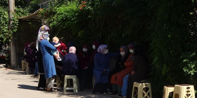 Yangında ölen baba ve 3 çocuğunun evinde acı bekleyiş