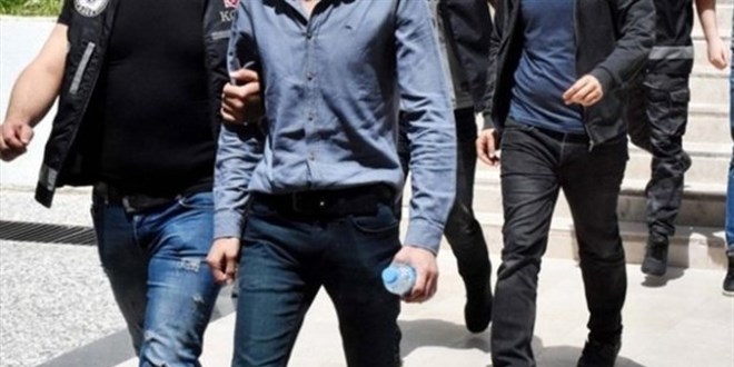 Aktif görevde olan 5 komiser yardımcısı ve bir polise FETÖ gözaltısı