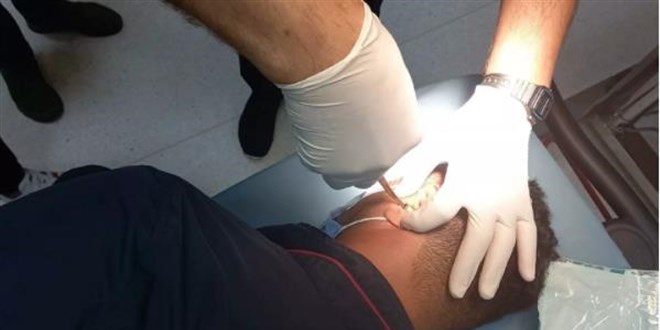 Kulağındaki kopya düzeneği hastanede çıkarılan zanlıya adli kontrol