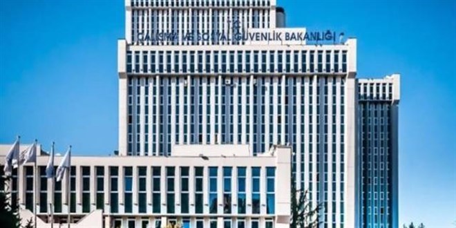 Bakanlık 12 bilişim personeli alacak! Brüt ücret 35 bin 772 TL