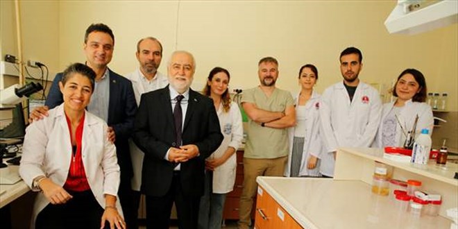 Akademisyenler keşfettikleri parazit türüne 'duayen hocaları'nın adını verdi