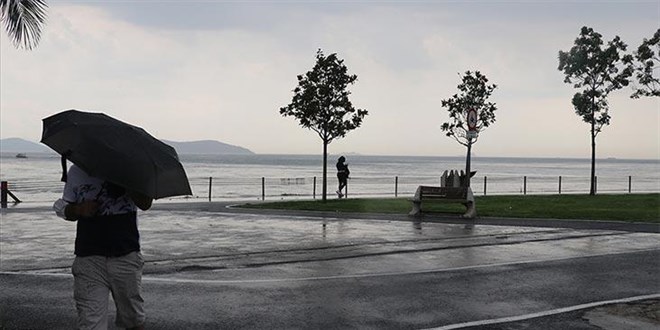 Marmara'da sel kaygısı bakanlığı harekete geçirdi