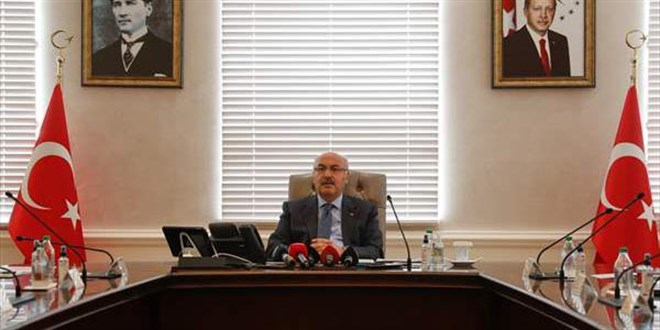 İzmir'de kamu kurum ve kuruluşları öğrencilere kapılarını açacak