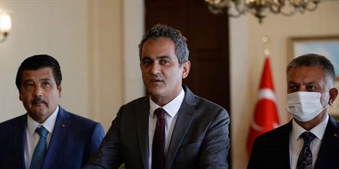 'Öğretmenlerin yüzde 86'sı 2 doz aşı oldu'