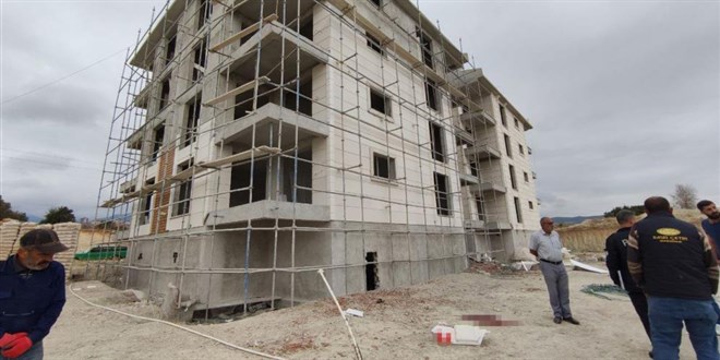 Babas�n�n terli�inden tan�d��� gen� ya�ama tutunamad�