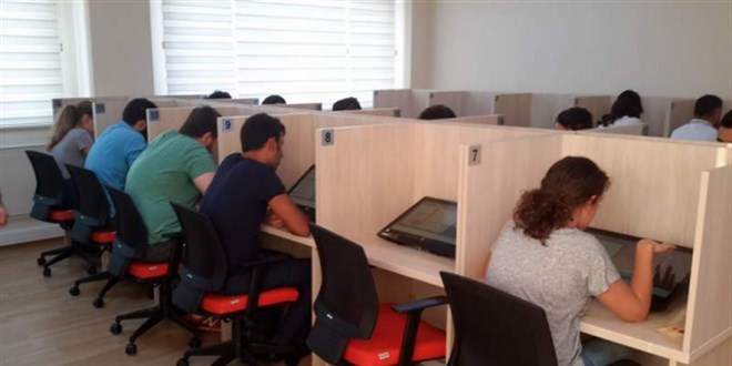 MEB, e-Sınav salonu sayısını 500'e çıkaracak