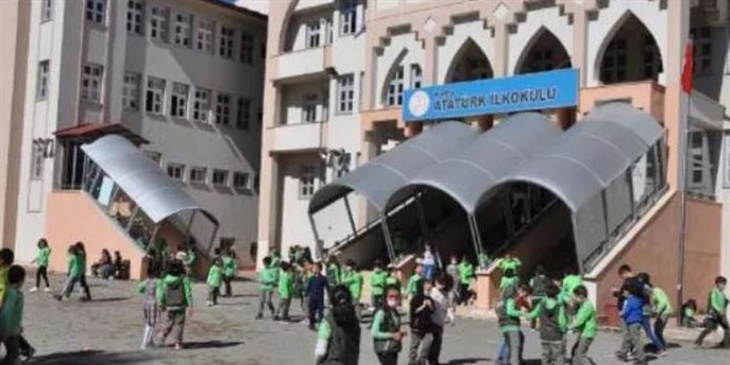 Kars Milli Eğitim Müdürü: 30 sınıfımız karantinaya alındı