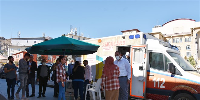 Başhekim, kent halkını anonsla aşıya çağırıyor