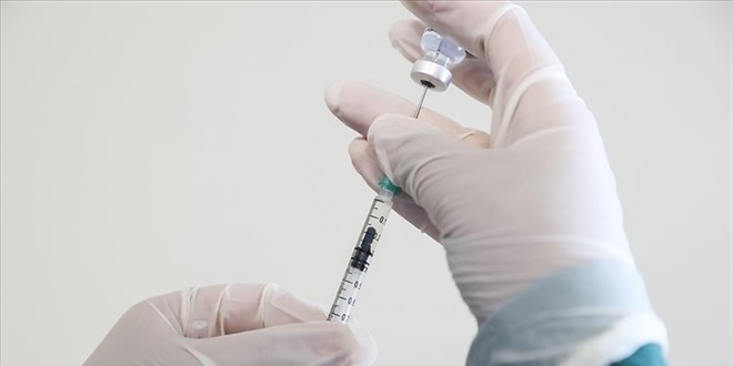 AB, Moderna'nın 3. doz aşı başvurusunu inceliyor