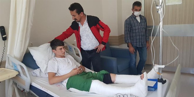 Çocuklarına çarpan doktor kaza yerini terk etti iddiası