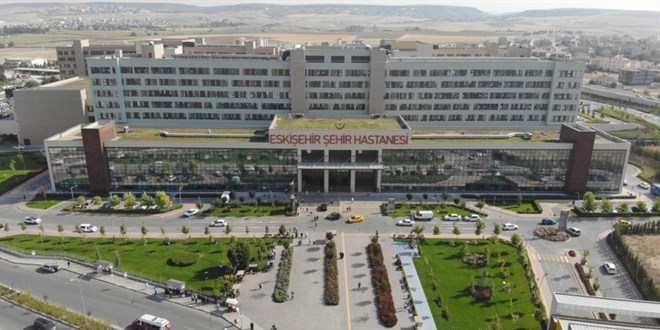 Şehir hastaneleri sağlık yükünü alıyor