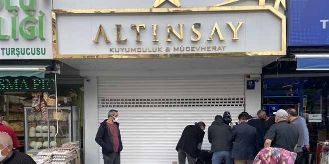Esnafı dolandırdıkları iddia edilen kuyumcu ortaklar yakalandı