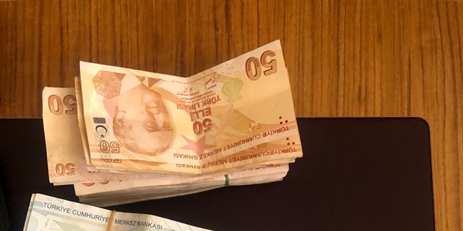 Polisin dikkati, işçi emeklisini dolandırılmaktan kurtardı