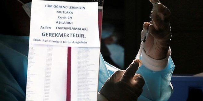 Aşı olmayan öğrencilerin isimleri, fakülte panosunda ifşa edildi