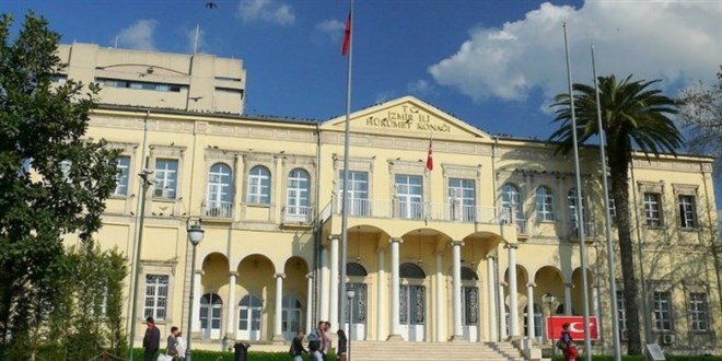 İzmir Valiliği, 'gözaltı' iddialarını yalanladı