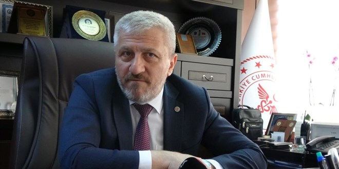 Sağlık Müdürü: Zararı olsa tek evladımıza iki aşı yaptırmazdık