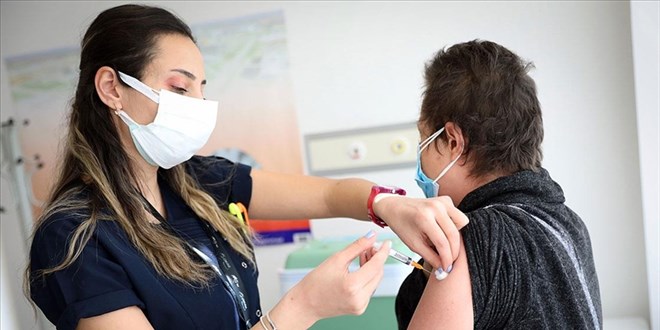 Türkiye, uygulanan aşı dozu sayısında Avrupa birincisi oldu